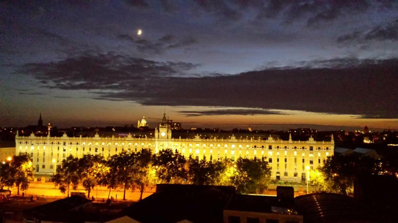 Romantic Room In Brussels Sky المظهر الخارجي الصورة